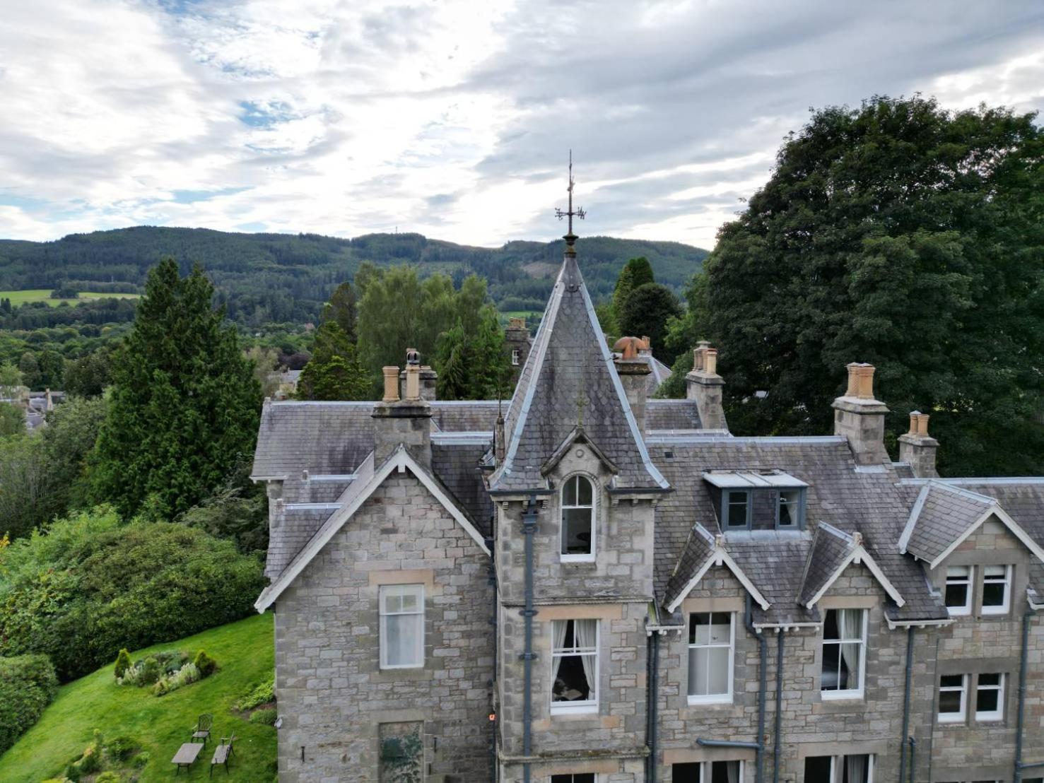 ホテル Wellwood Manor ピトロクリー エクステリア 写真