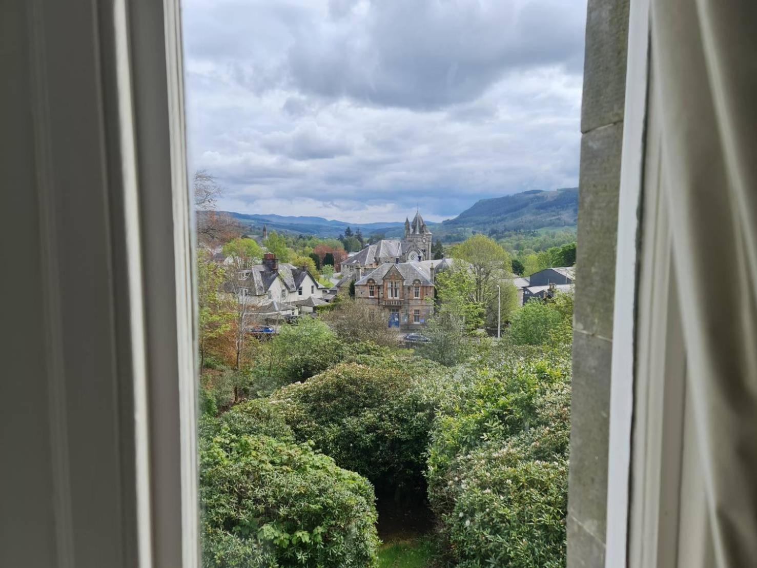 ホテル Wellwood Manor ピトロクリー エクステリア 写真